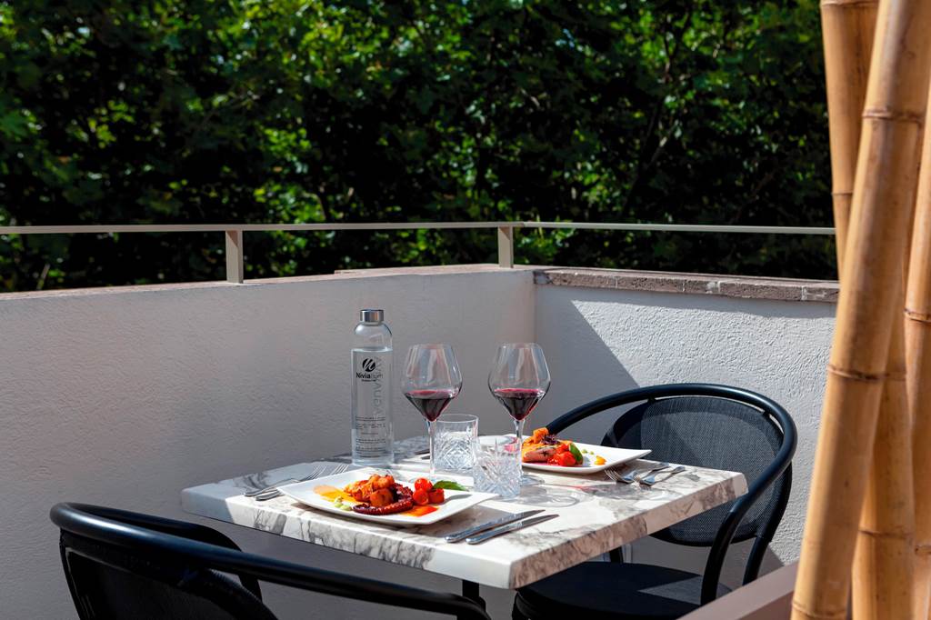 PMI_84265_Nivia_Born_Boutique_Hotel_0822_14.jpg