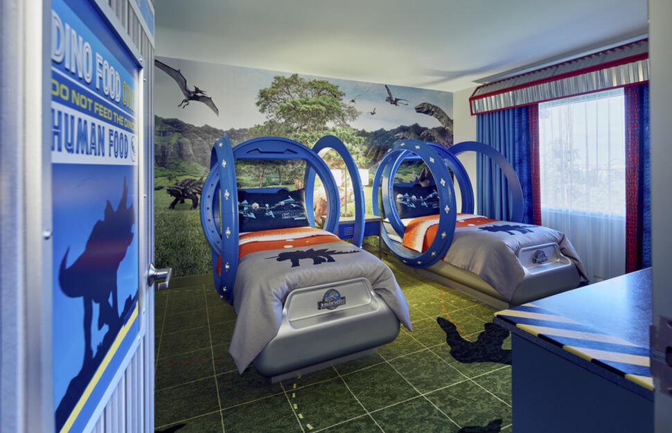 Loews-Royal-Pacific-Resort-at-Universal-Orlando-11.jpg
