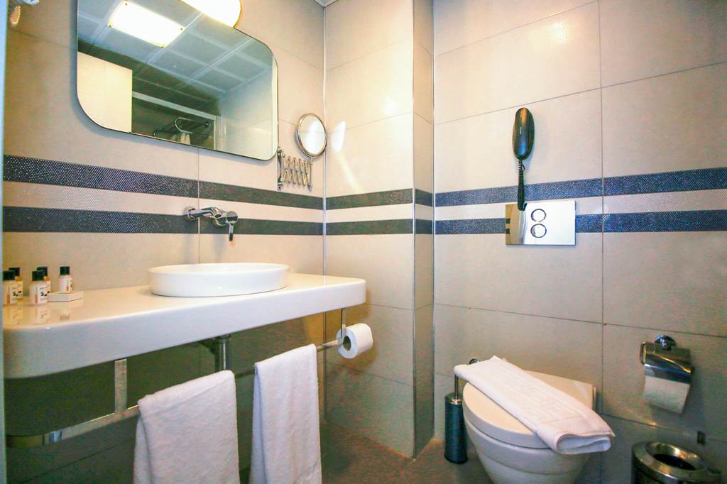 DLM_84621_Aurasia_Beach_Hotel_1122_16.jpg