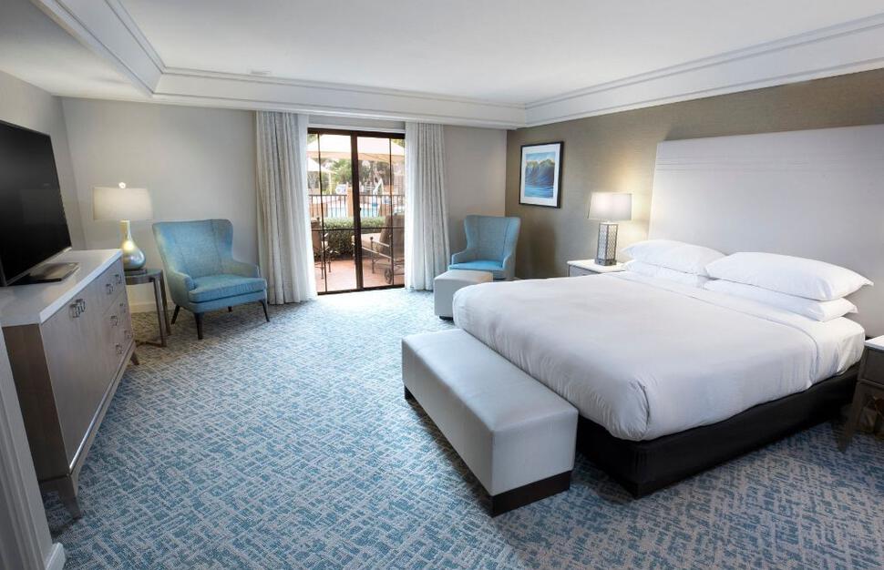 Hilton-Santa-Barbara-Beachfront-Resort-9.jpg