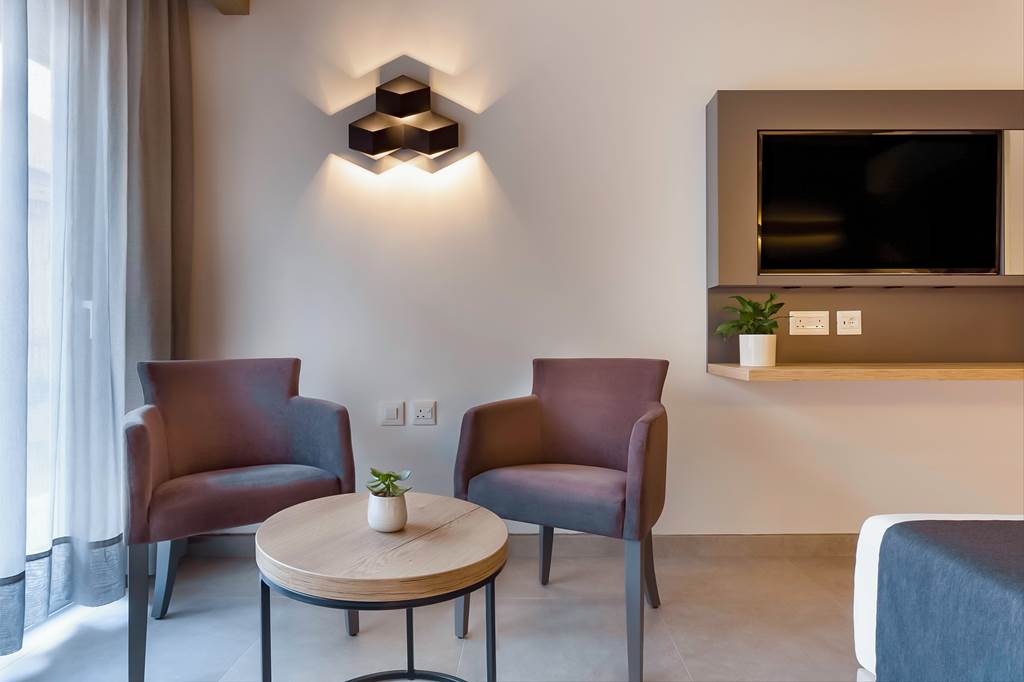 MLA_80448_ST_Azur_Hotel_1019_18.jpg