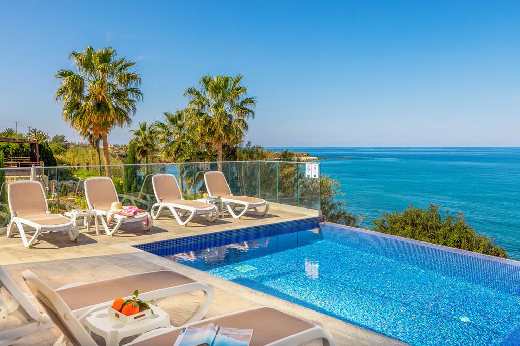 PFO_86875_Pomos_Seashore_Villa_0324_12.jpg