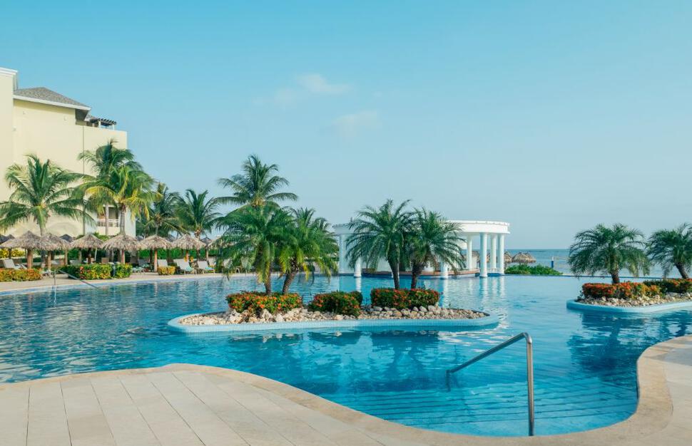 IBEROSTAR-Selection-Rose-Hall-Suite-23.jpg
