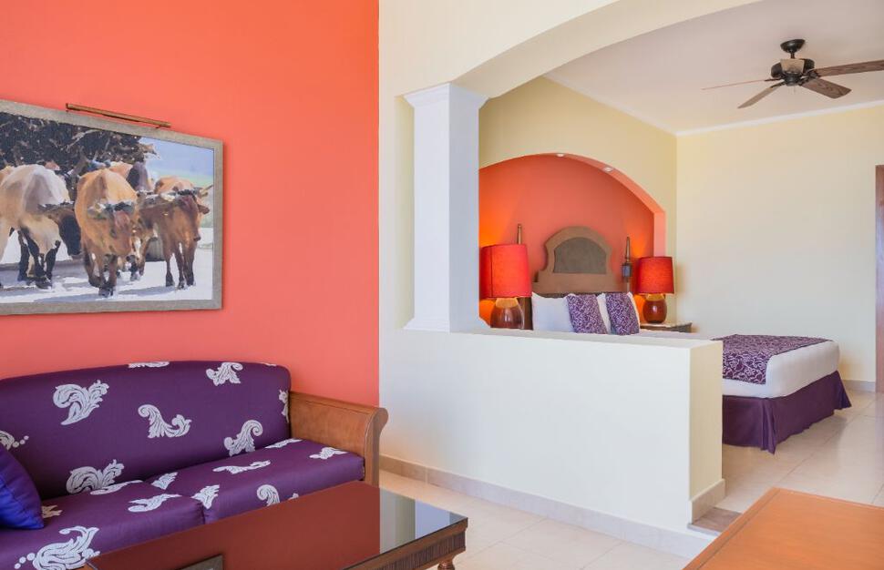 IBEROSTAR-Selection-Rose-Hall-Suite-13.jpg