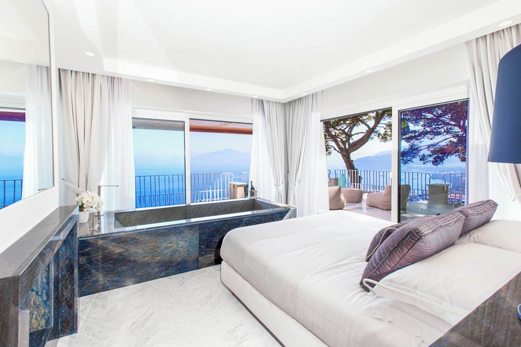 NAP_88869_Villa_Sorrento_Heights_0125_68.jpg