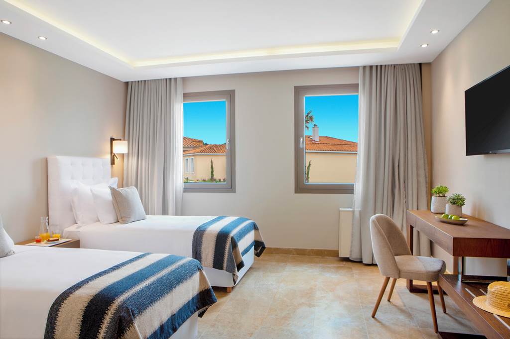SKG_84822_Ajul_Luxury_Hotel_&_Spa_Resort_0623_78.jpg