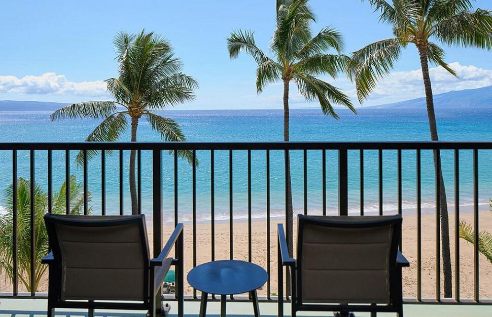 Outrigger-Kaanapali-Beach-Resort-8.jpg