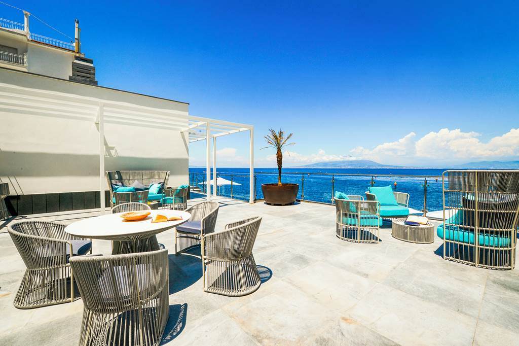 NAP_84511_Villa_Rockpool_1022_03.jpg