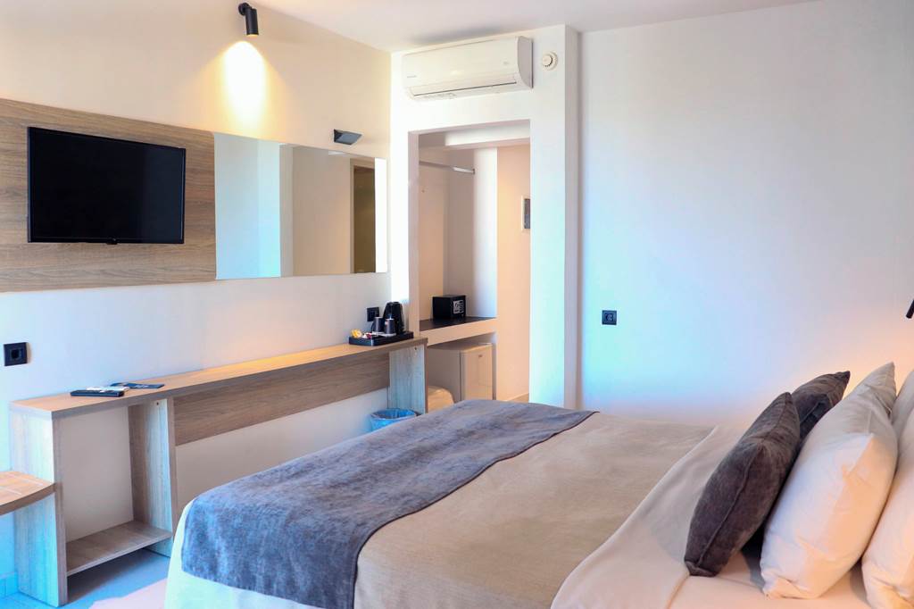 RHO_83371_Castellum_Suites_0424_16.jpg