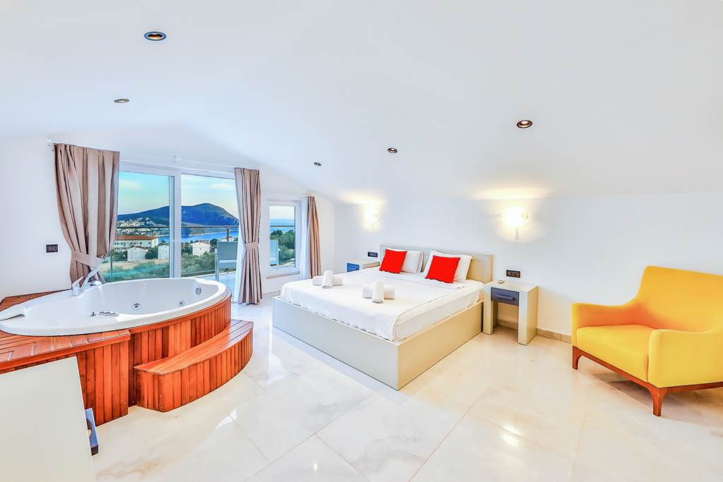 DLM_88670_Villa_Olivella_1224_01.jpg