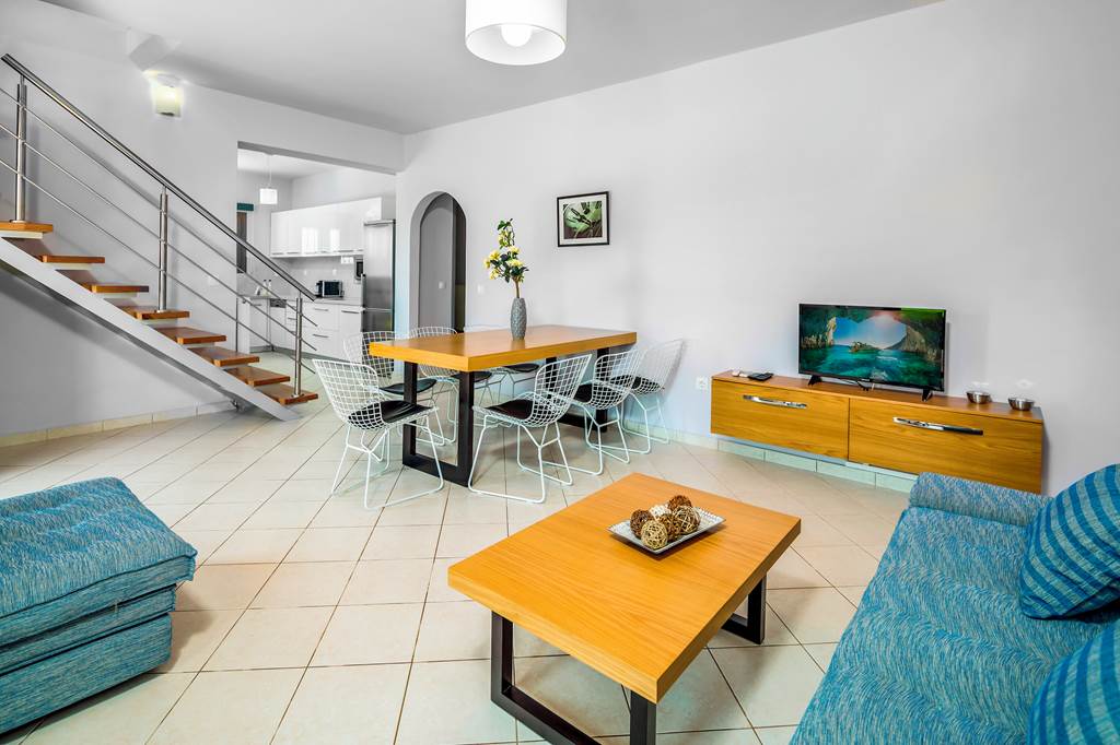 ZTH_81526_Villa_Rodi_1119_07.jpg