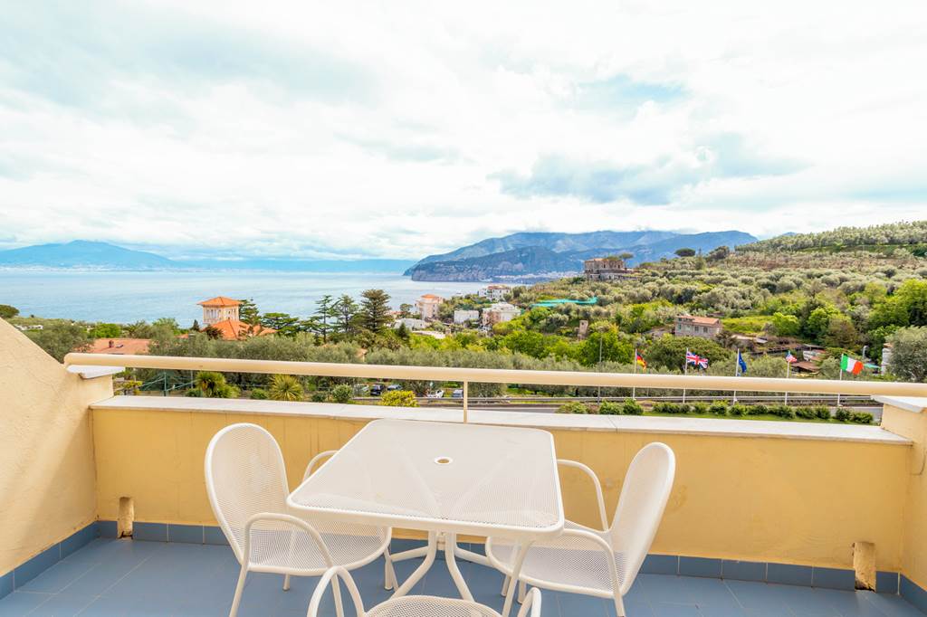 NAP_83043_Grand_Hotel_Vesuvio_NAP_0623_02.jpg