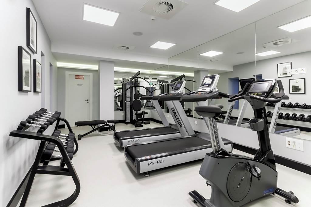 AGP_88379_Room_Mate_Valeria_1124_28.jpg