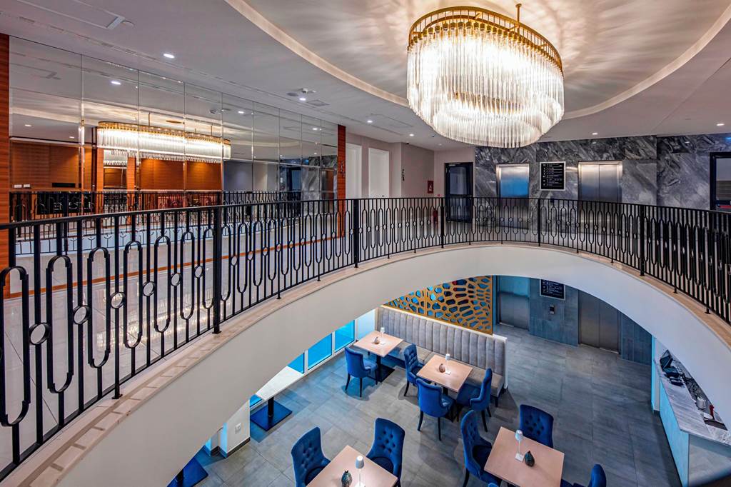 DBV_74659_Royal_Blue_Hotel_1221_01.jpg