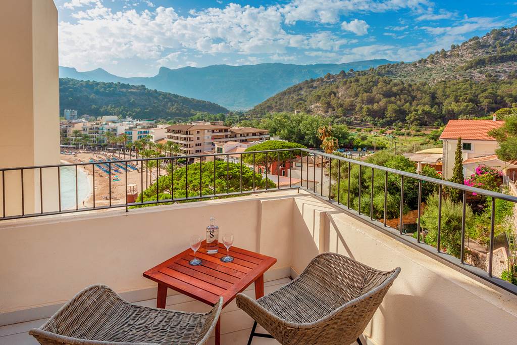 PMI_80983_Pure_Salt_Port_Soller_0823_01.jpg