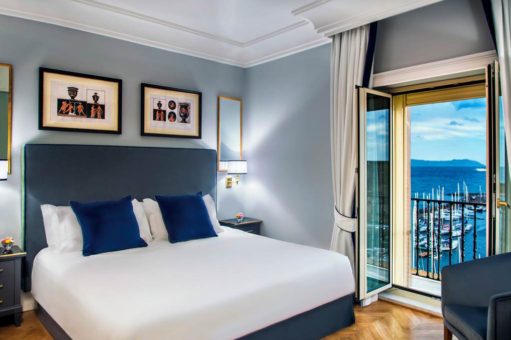 NAP_81940_Grand_Hotel_Santa_Lucia_0724_03.jpg