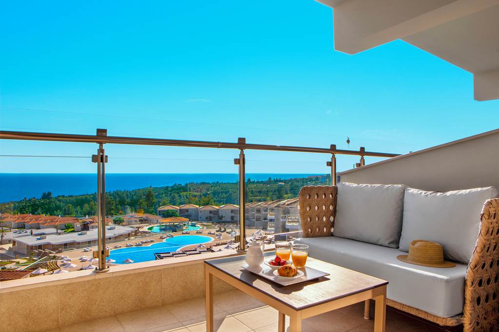 SKG_84822_Ajul_Luxury_Hotel_&_Spa_Resort_0623_25.jpg