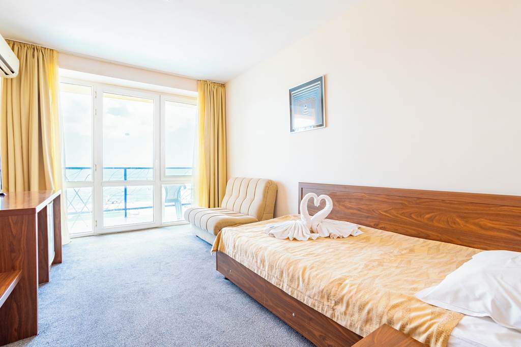 BOJ_78359_Glarus_Hotell_0723_17.jpg