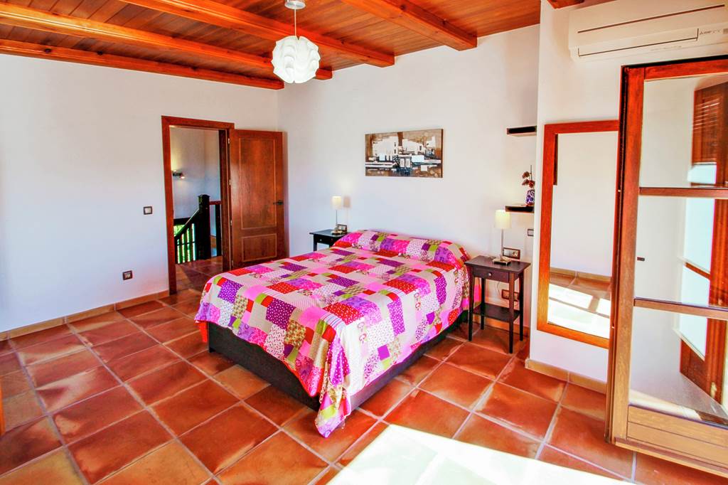 ALC_88268_Villa_Finca_Argudo_1024_02.jpg