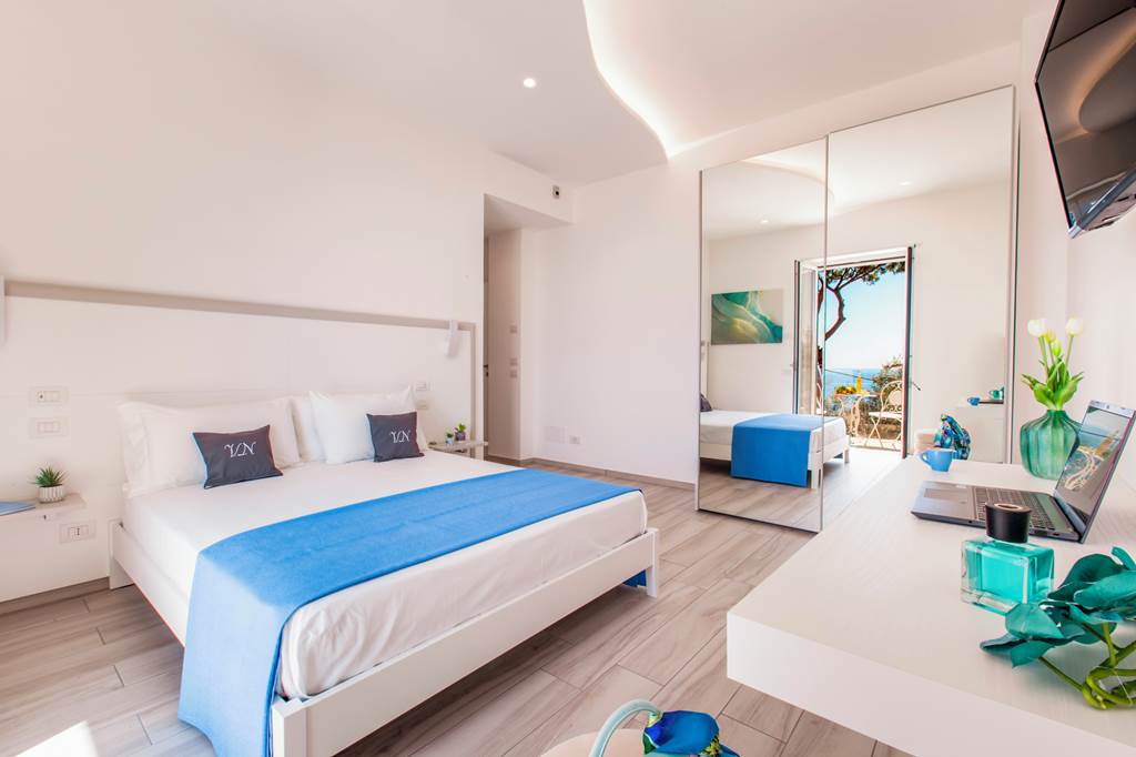 NAP_84505_Villa_Sea_Gem_1022_02.jpg