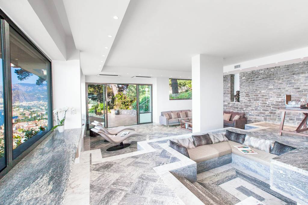 NAP_88869_Villa_Sorrento_Heights_0125_64.jpg