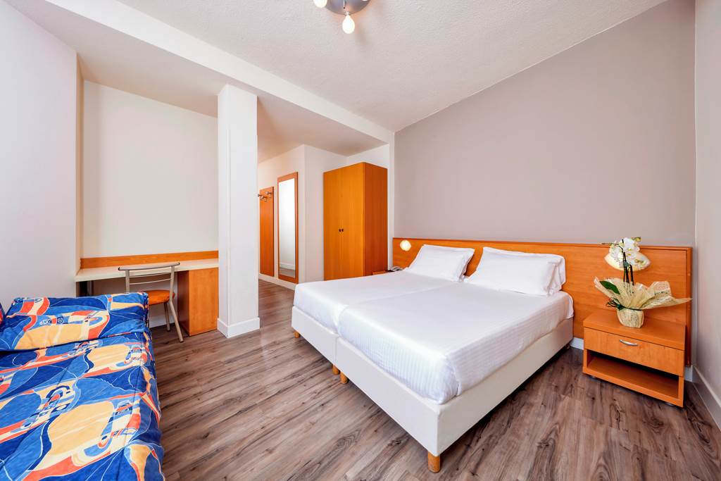 VRN_72922_Hotel_Royal_Village_0122_05.jpg