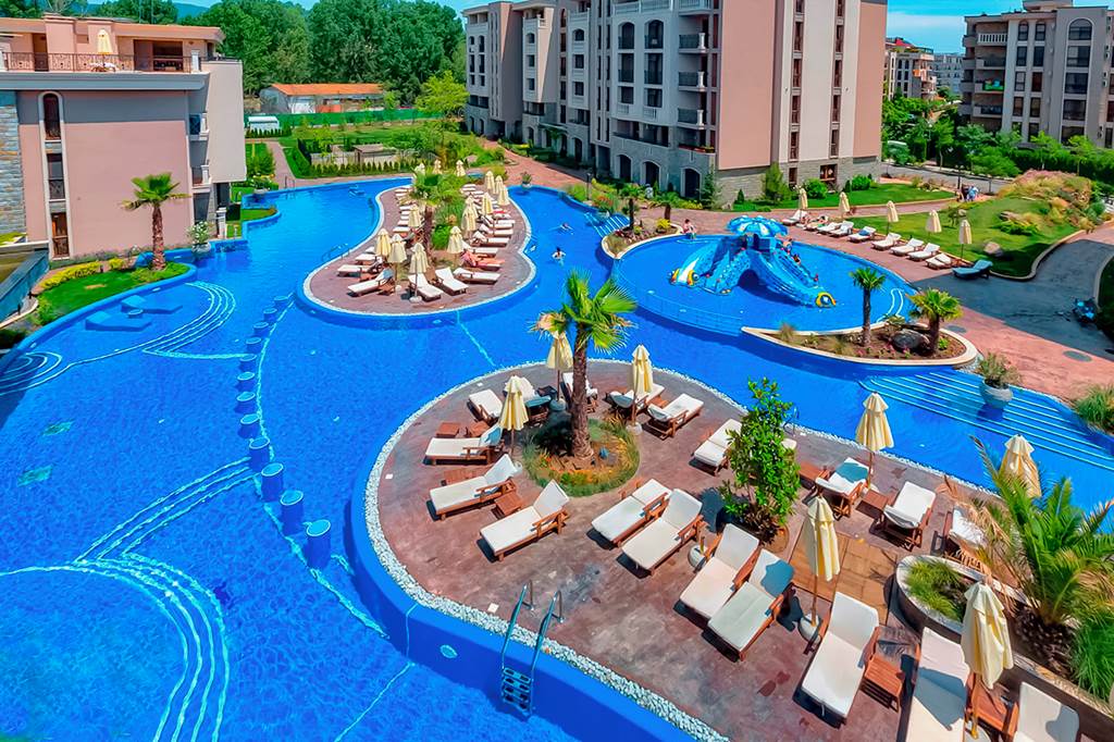 BOJ_85399_Cascadas_Resort_0719_45.jpg