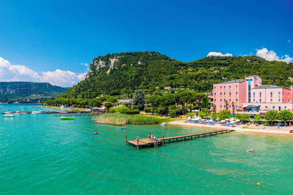 VRN_88371_Hotel_Sportsman_0924_02.jpg