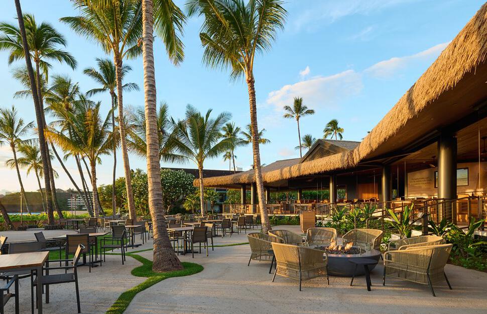 Outrigger-Kaanapali-Beach-Resort-9.jpg