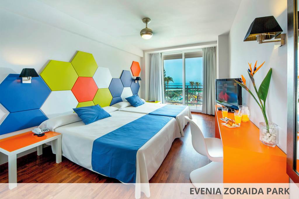 LEI_81718_Zoraida_Gardn_0422_03.jpg