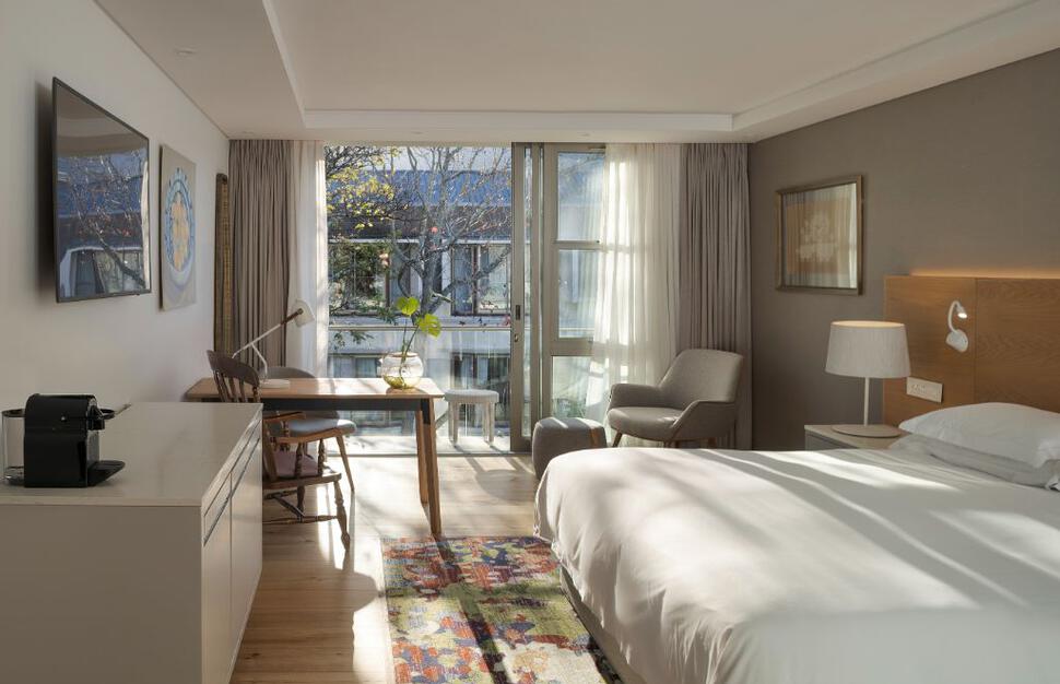 Vineyard-Hotel-2.jpg