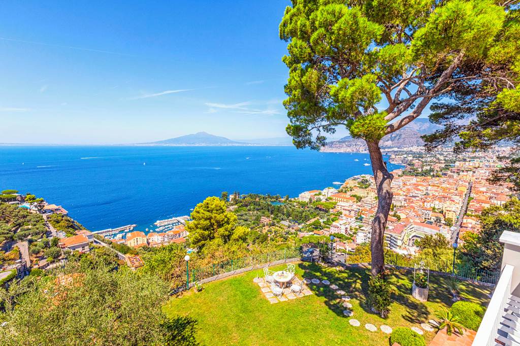 NAP_88869_Villa_Sorrento_Heights_0125_56.jpg