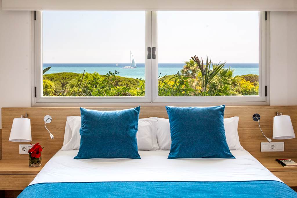 GRO_73328_Aqua_Htl_Onabrava_0818_08.jpg