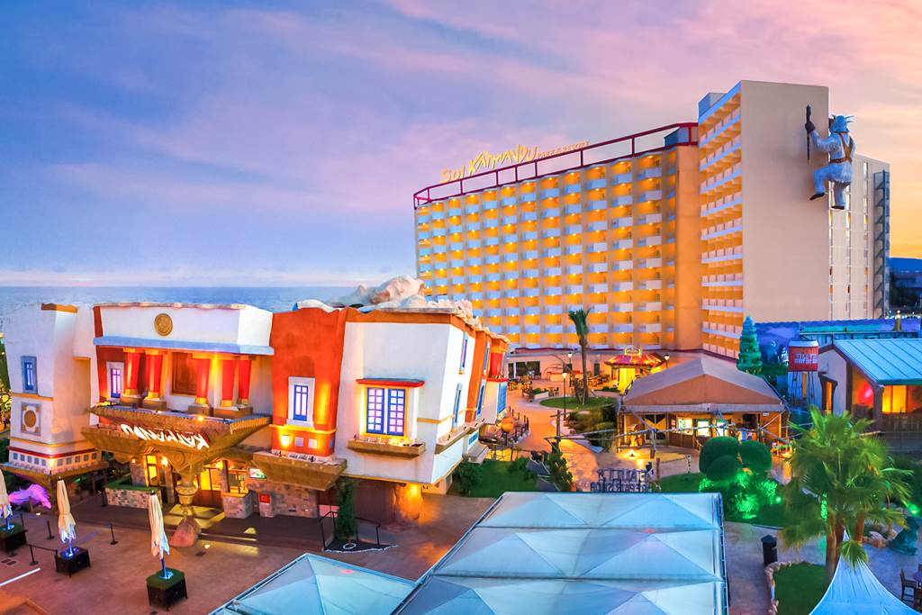 PMI_70686_Sol_Katmandu_Park_&_RST_1114_68.jpg