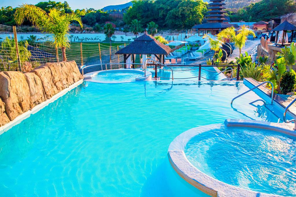 ALC_72808_Magic_Natura_Animal_Waterpark_&_Polynesian_Lodge_Resort_0222_03.jpg