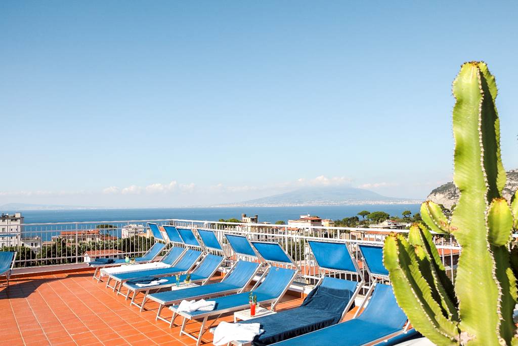 NAP_73282_Hotel_Caravel_0516_08.jpg