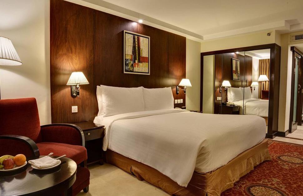 Islamabad-Marriott-Hotel-2.jpg