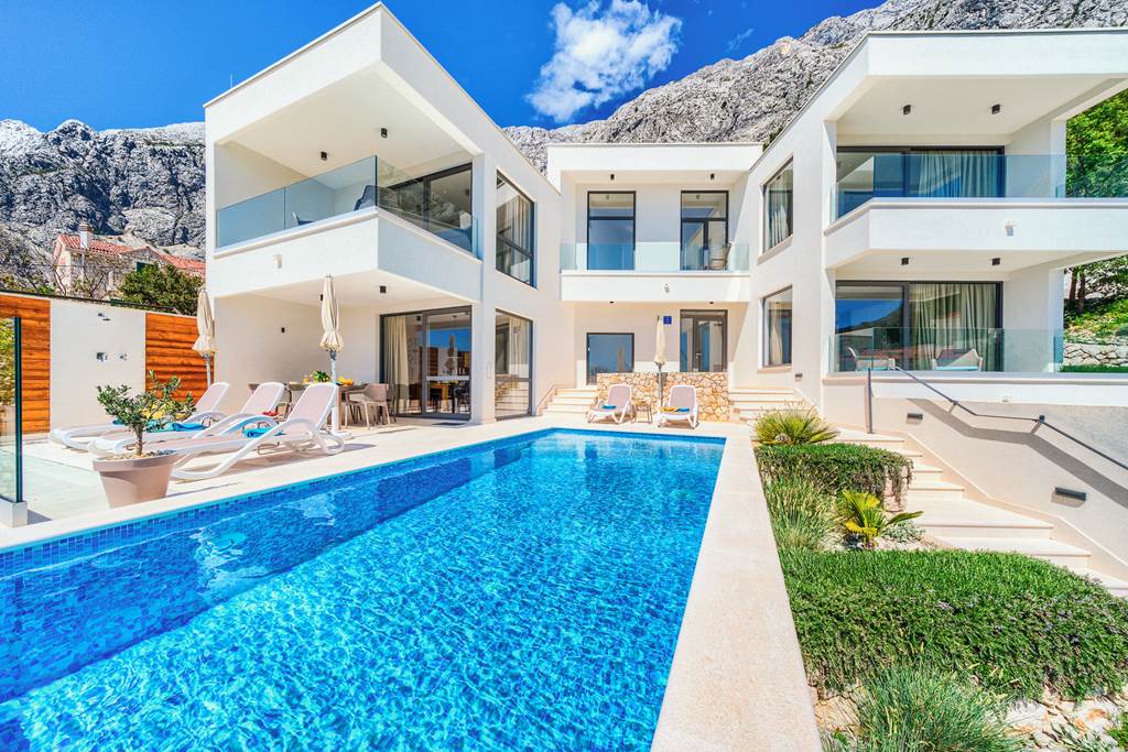 SPU_88701_Villa_Azure_Horizon_0125_10.jpg