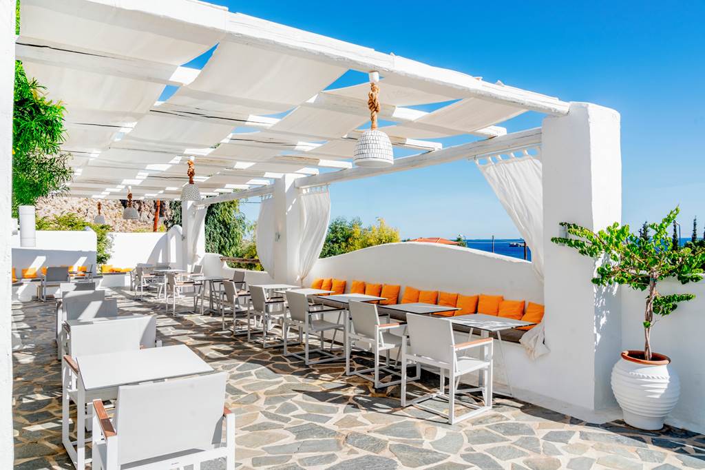 RHO_68626_Lindos_Sun_0521_08.jpg