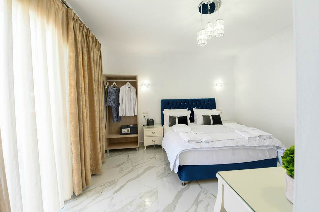 PVK_87796_Sueno_Suites_0724_03.jpg