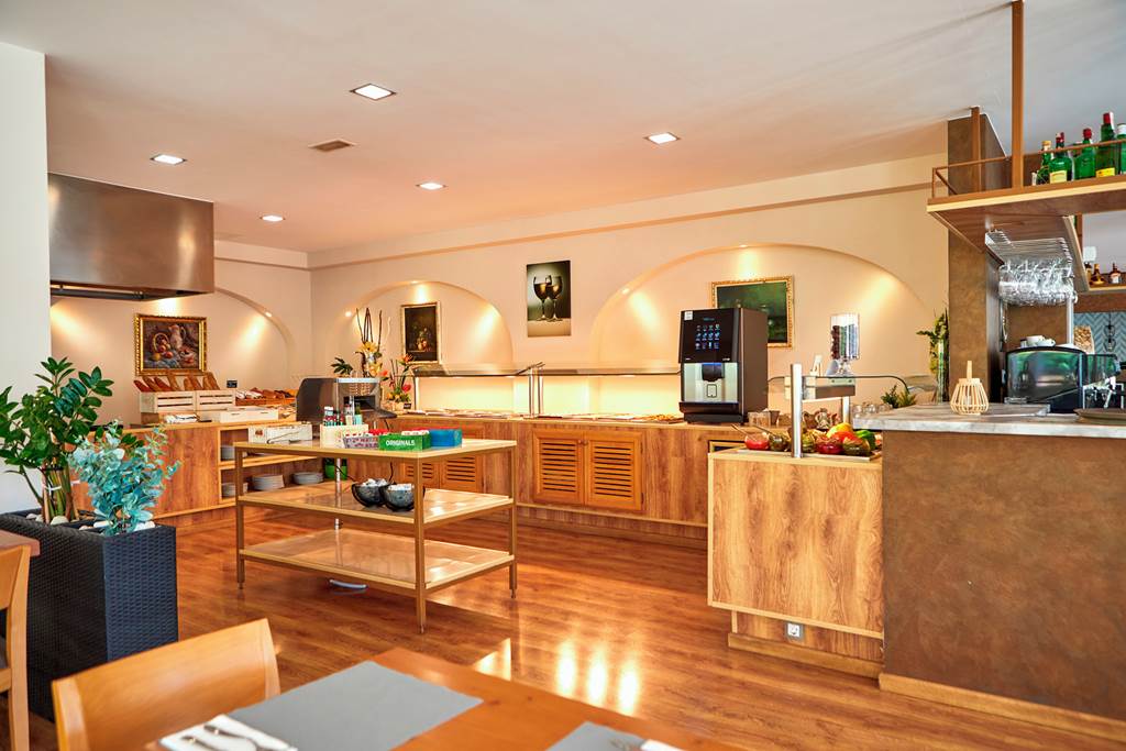 PMI_77930_Santa_Ponsa_Pins_1224_12.jpg