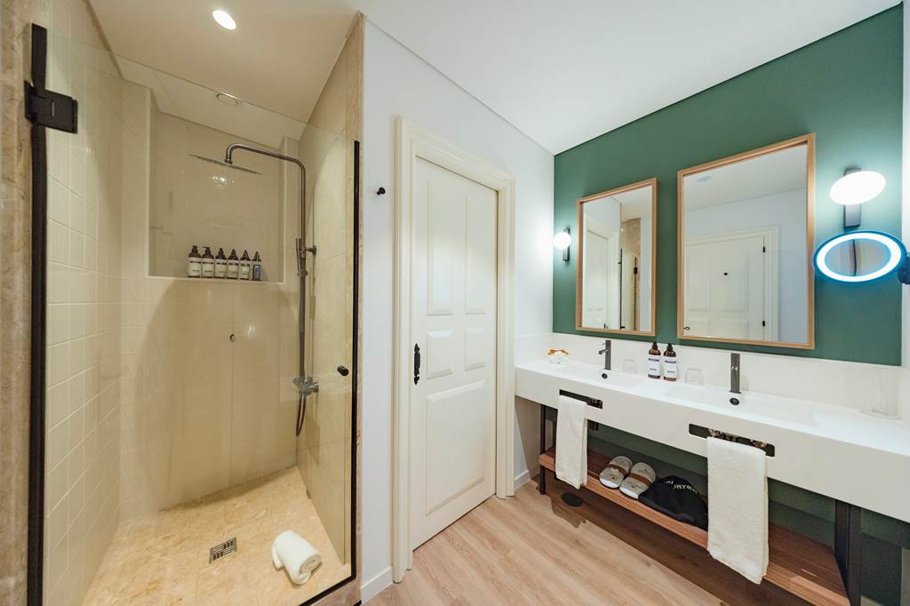 FNC_86469_Dreams_Madeira_Resort_Spa_&_Marina_0125_03.jpg