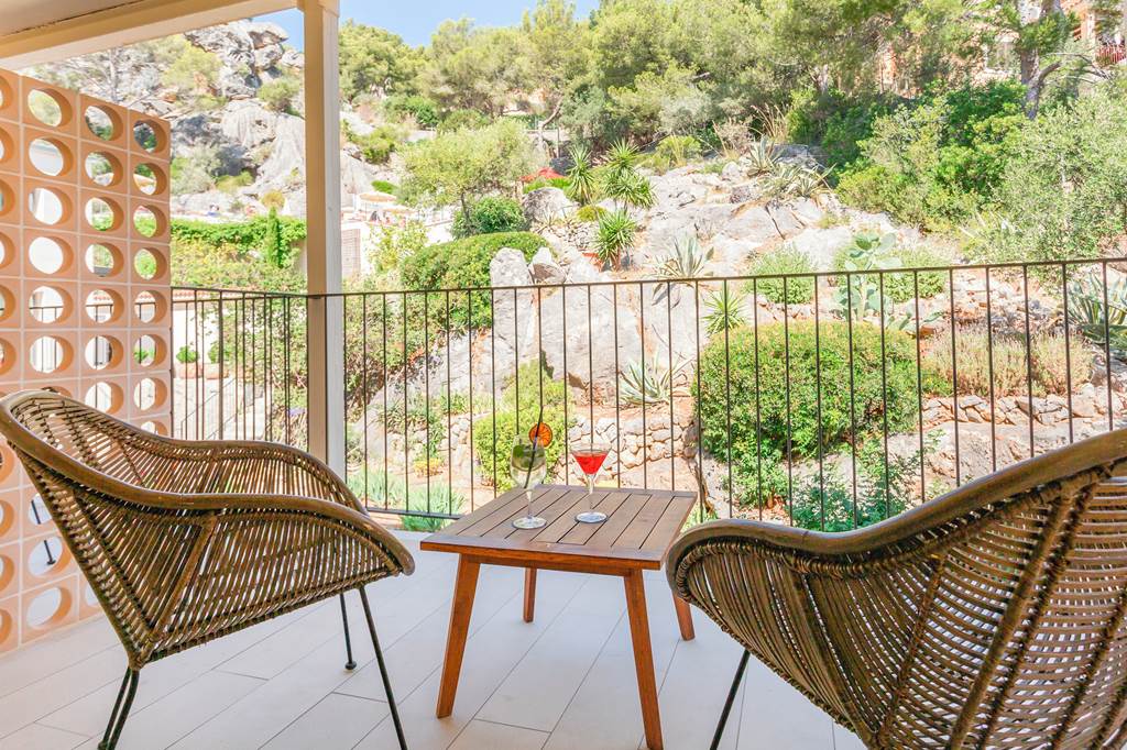 PMI_80983_Pure_Salt_Port_Soller_0123_02.jpg