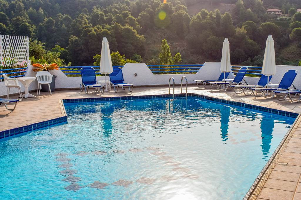 JSI_84173_Xanthi_Studios_0824_04.jpg