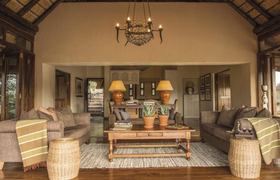 Tuningi-Safari-Lodge-9.jpg