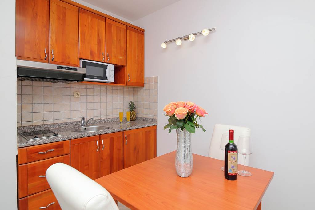 DBV_74660_Villa_Antea_Apartments_0321_08.jpg