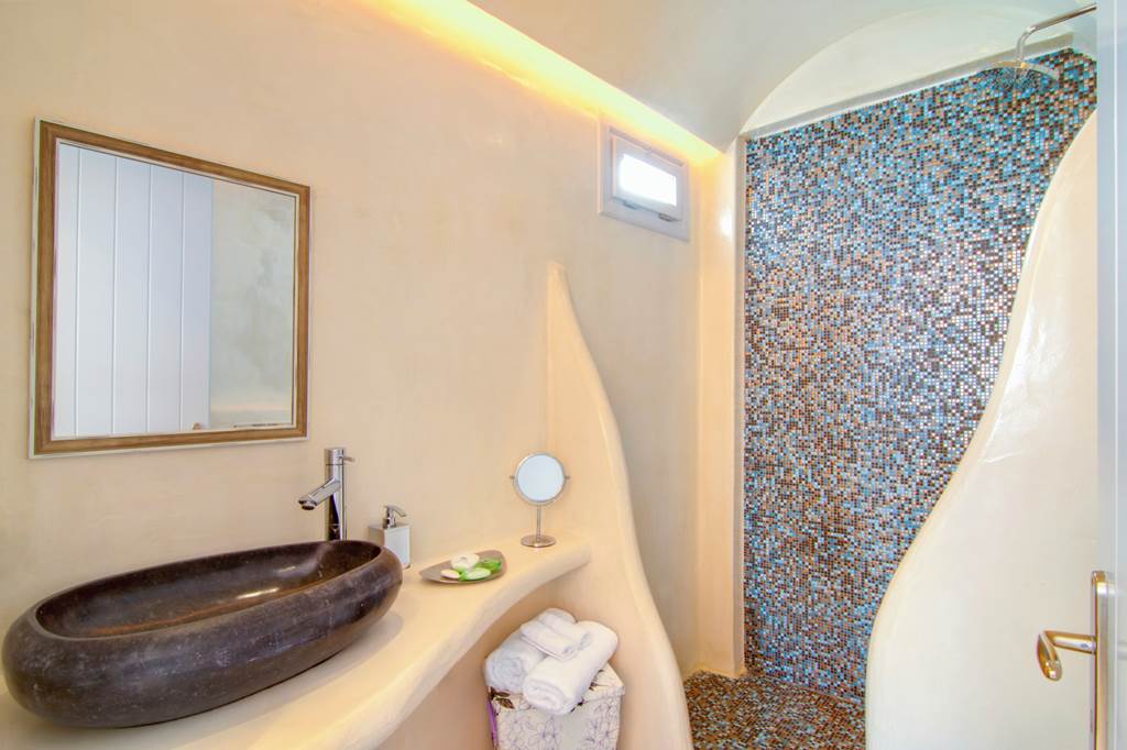 JTR_84576_Santorini_Secret_Premium_1122_04.jpg
