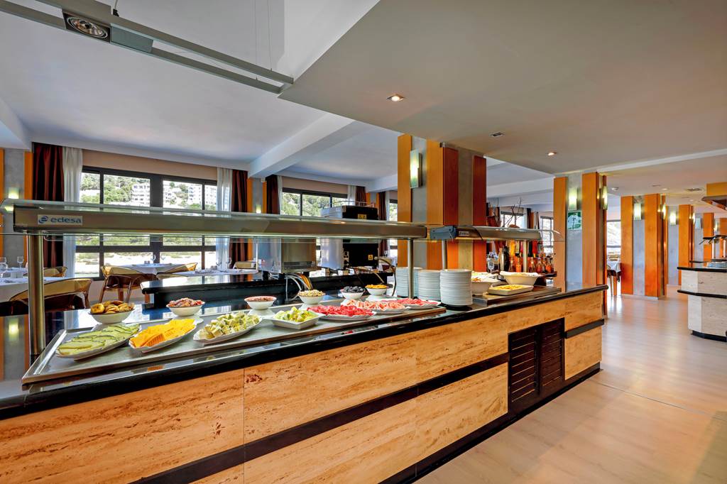 IBZ_74339_Palladium_Hotel_Cala_Llonga_1020_16.jpg