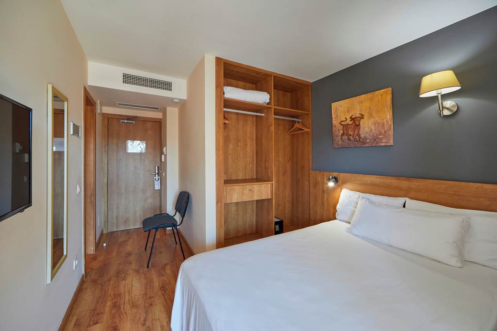 PMI_77930_Santa_Ponsa_Pins_1224_35.jpg