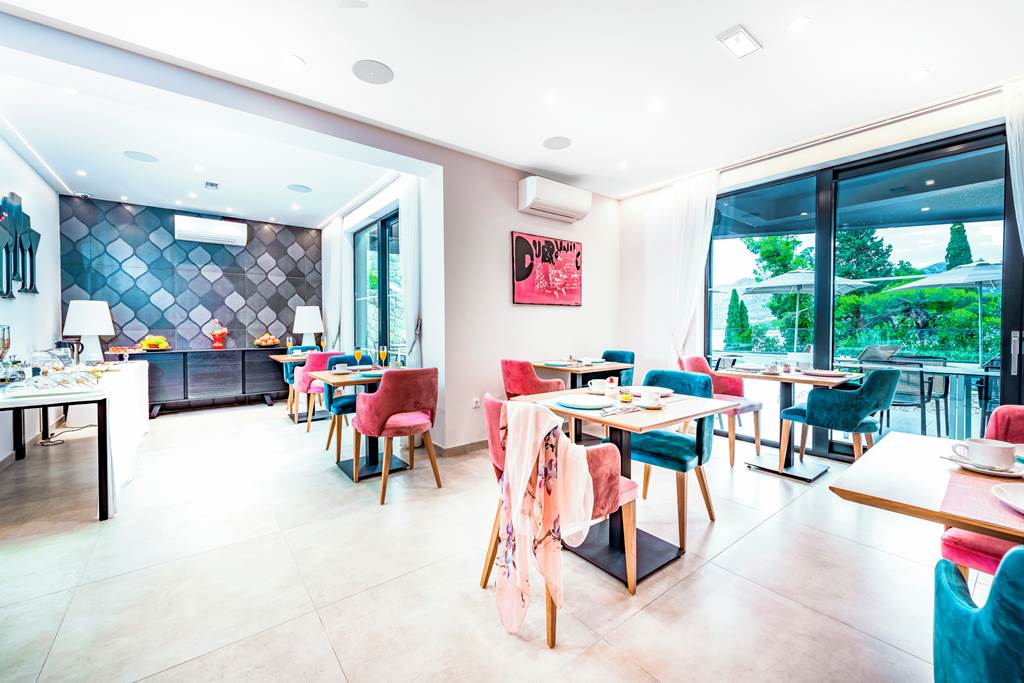 DBV_82019_Hotel_Seventh_0820_10.jpg